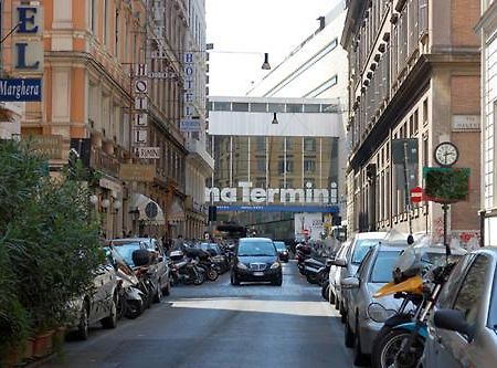 Termini Accommodation Roma Ngoại thất bức ảnh